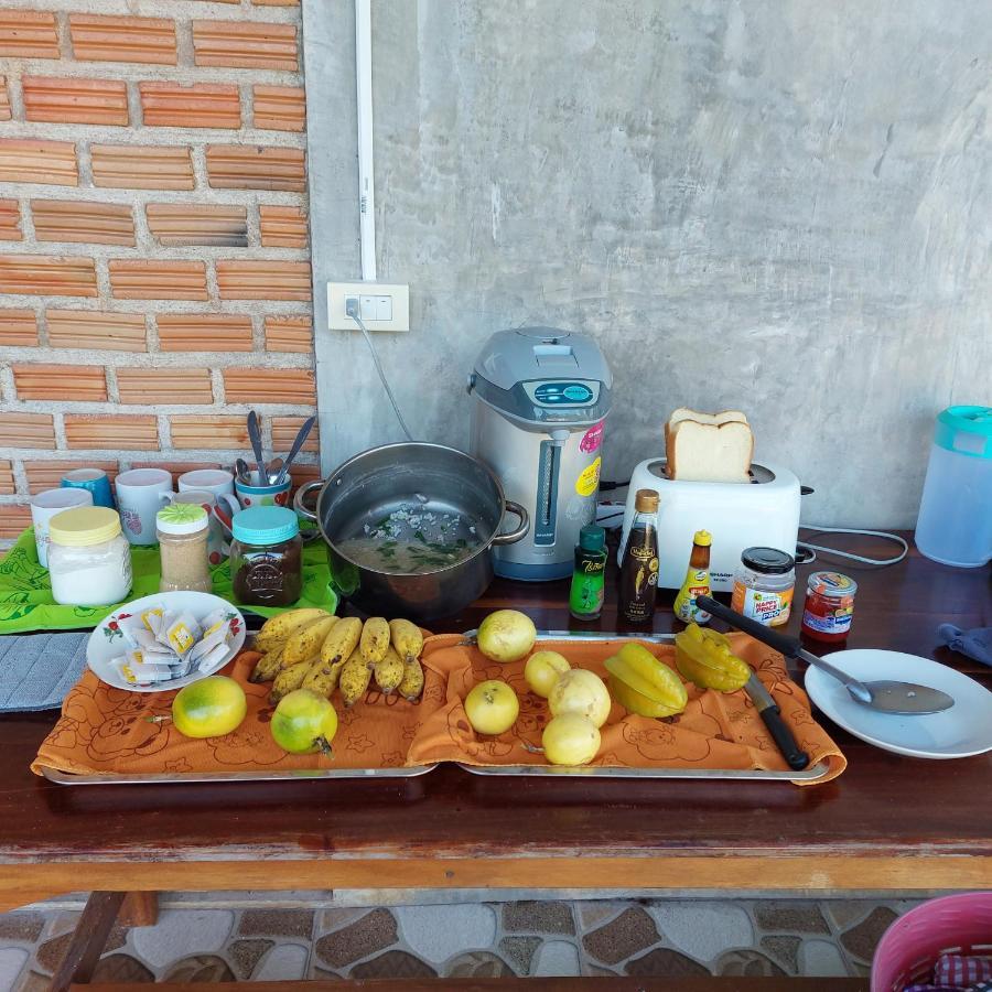 Yoga Homestay Seka 外观 照片